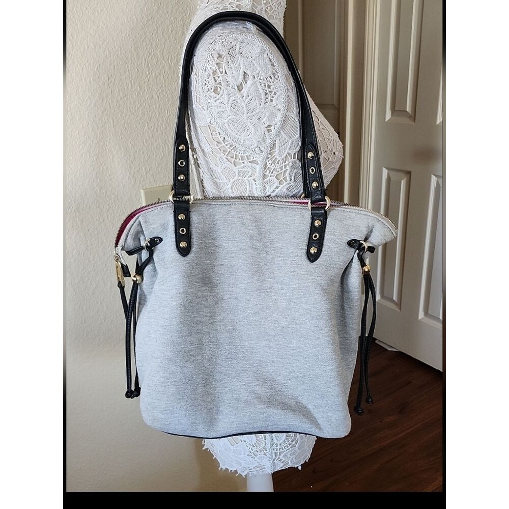 Juicy Couture Jersey Knit Barbiecore Rhinestone Lips Overnight Tote Bag - Picture 4 of 15